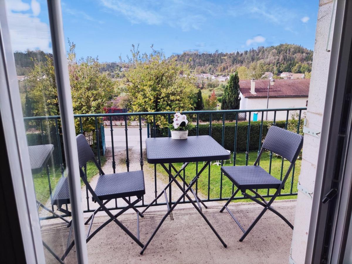 Villas-Du-Lac Appartements De Vacances Et Espace Spa Prive Clairvaux-les-Lacs Bagian luar foto