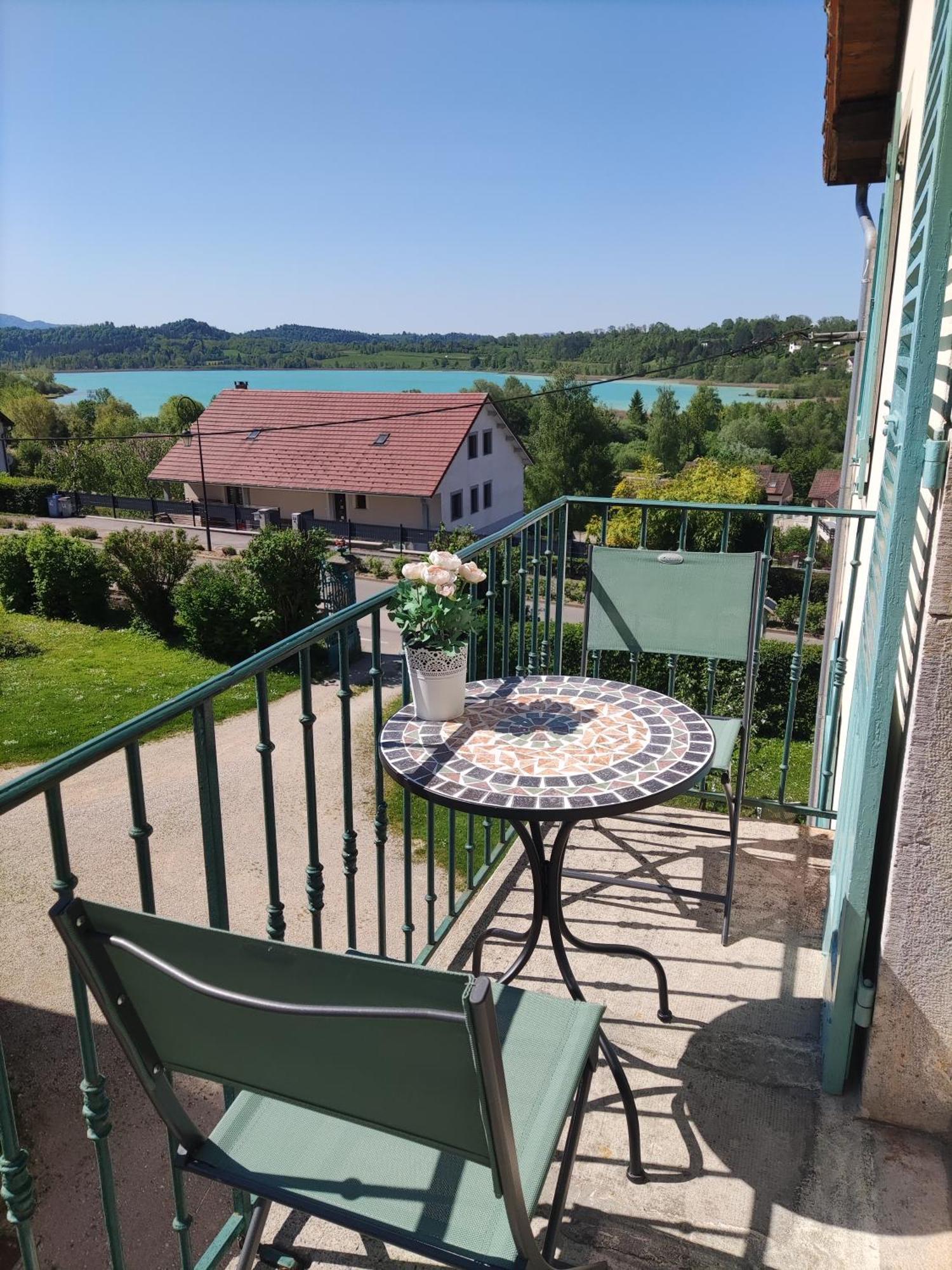 Villas-Du-Lac Appartements De Vacances Et Espace Spa Prive Clairvaux-les-Lacs Ruang foto