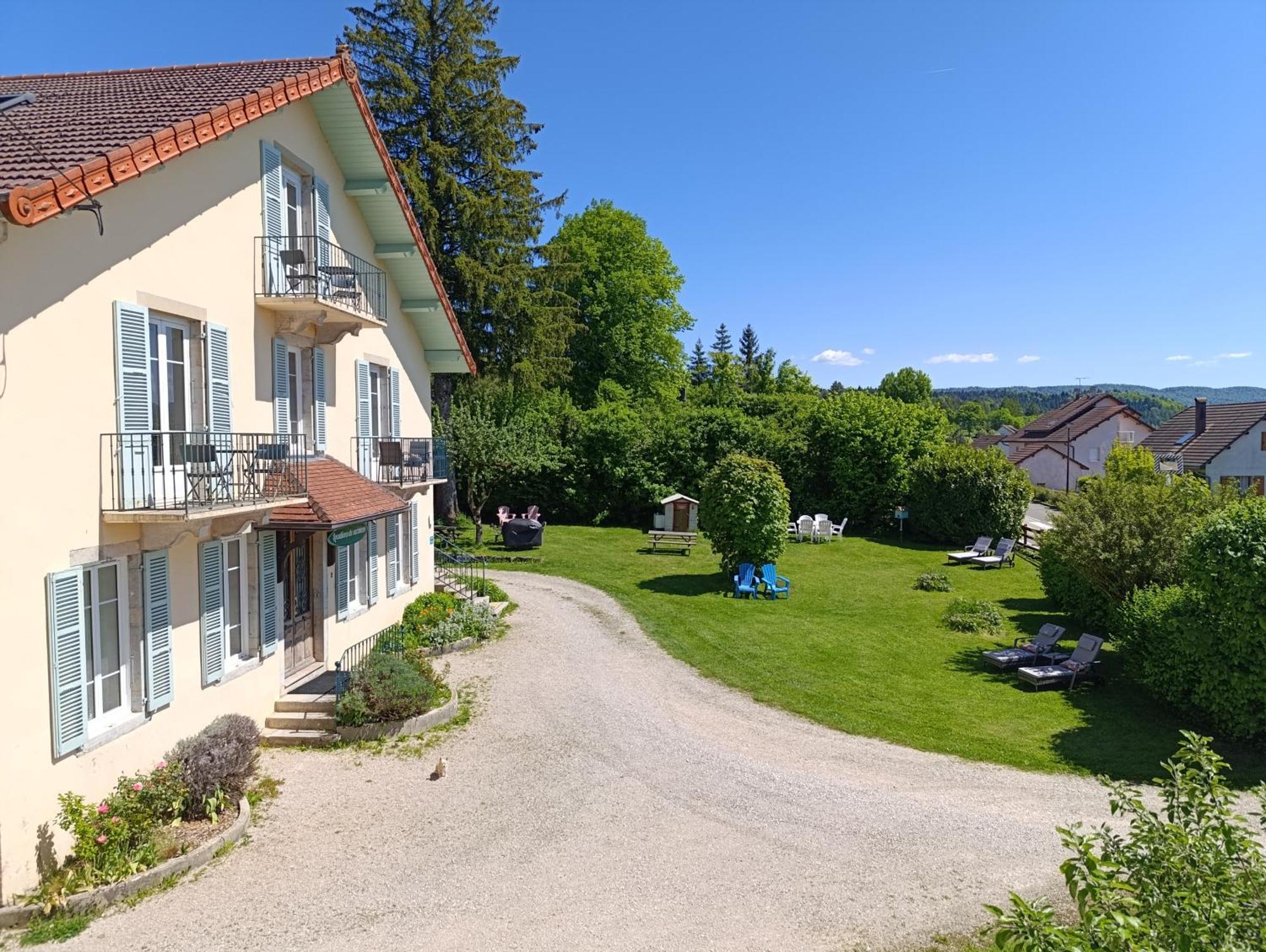 Villas-Du-Lac Appartements De Vacances Et Espace Spa Prive Clairvaux-les-Lacs Bagian luar foto